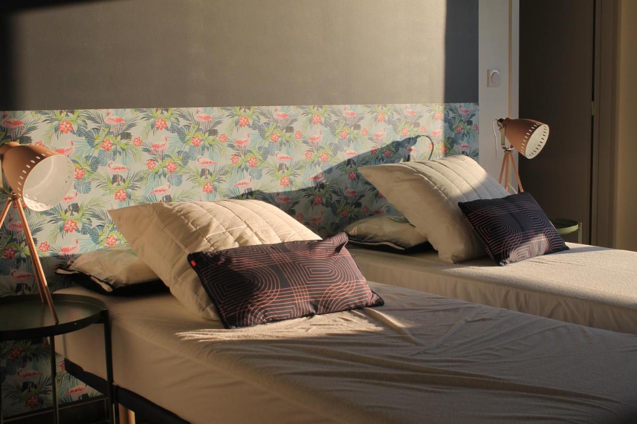 Apartmán Plein Sud Avec Jacuzzi Privatif Et Parking Prive Sarlat-la-Canéda Exteriér fotografie