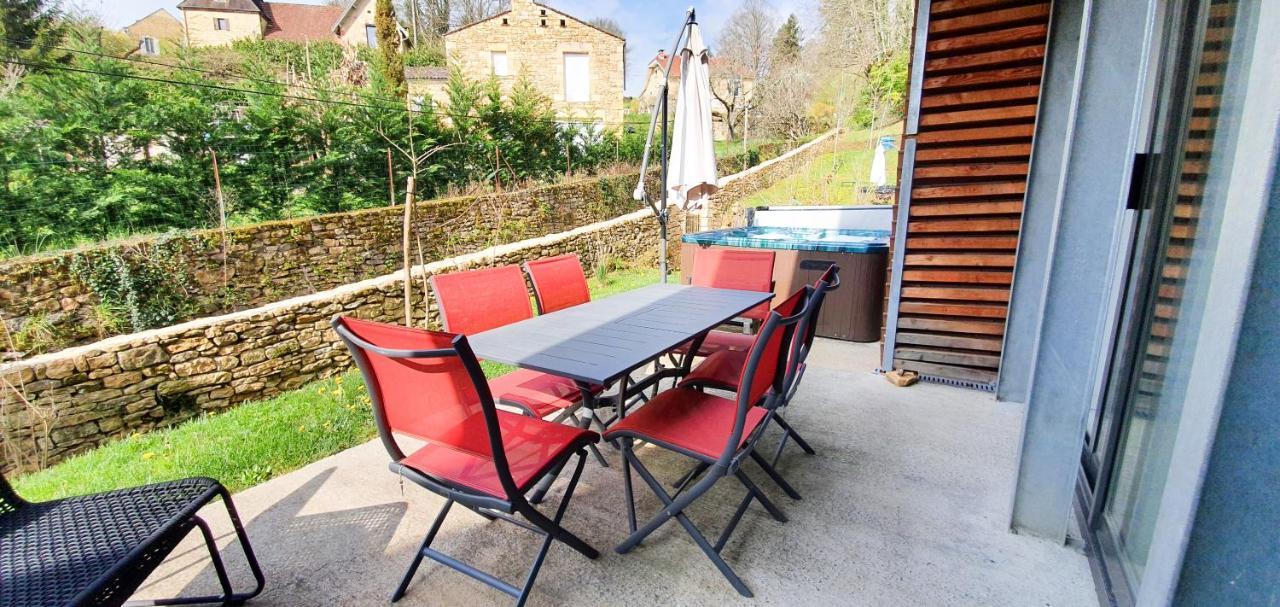 Apartmán Plein Sud Avec Jacuzzi Privatif Et Parking Prive Sarlat-la-Canéda Exteriér fotografie